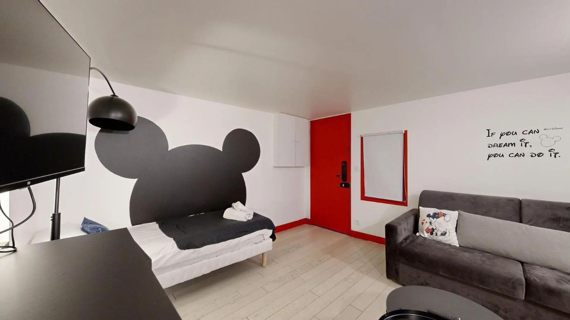 Apartman Bluestay 93 - Charmant Studio A